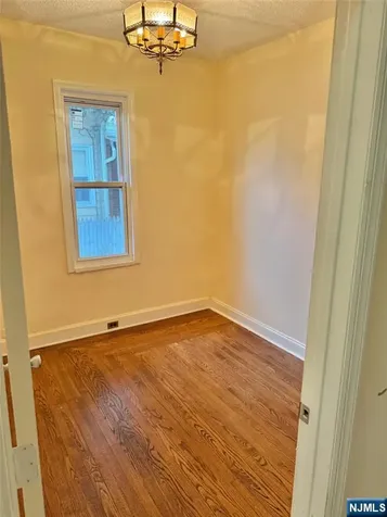 383-385 Dakota Street Paterson NJ 07503