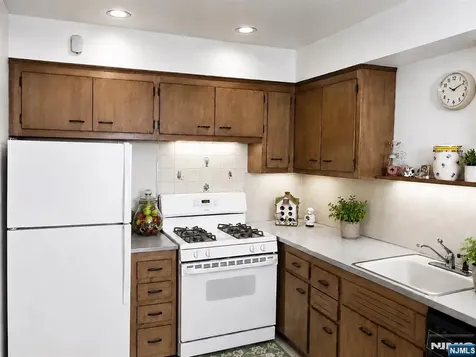 55 Schuyler Avenue North Arlington NJ 07031