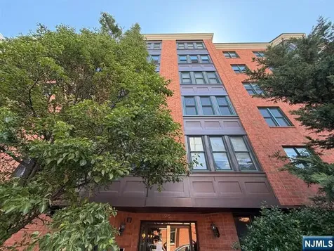 915 Madison Street Hoboken NJ 07030