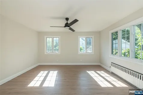 1019 Haddon Place Teaneck NJ 07666