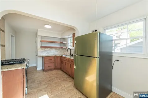 1019 Haddon Place Teaneck NJ 07666