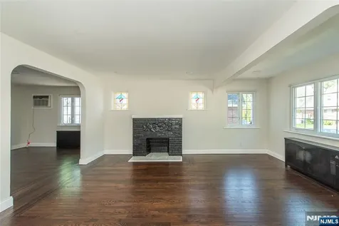 1019 Haddon Place Teaneck NJ 07666