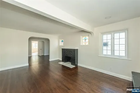 1019 Haddon Place Teaneck NJ 07666