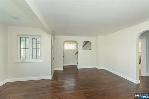 1019 Haddon Place Teaneck NJ 07666