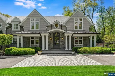 555 Miller Court Wyckoff NJ 07481
