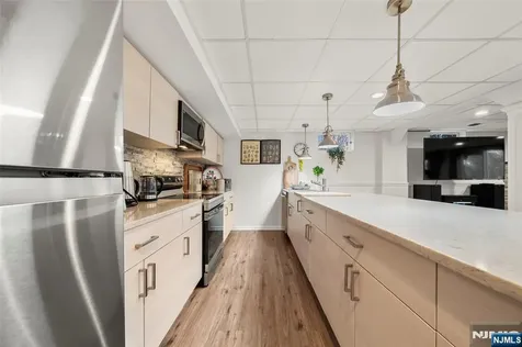 639 Pawnee Lane Franklin Lakes NJ 07417