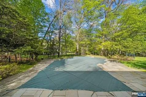 639 Pawnee Lane Franklin Lakes NJ 07417