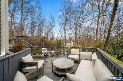 639 Pawnee Lane Franklin Lakes NJ 07417