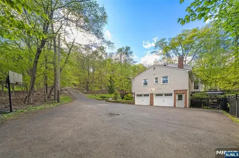 639 Pawnee Lane Franklin Lakes NJ 07417