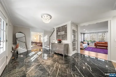 639 Pawnee Lane Franklin Lakes NJ 07417