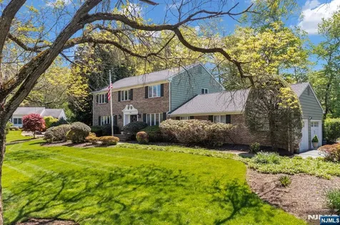 309 Windham Court Wyckoff NJ 07481