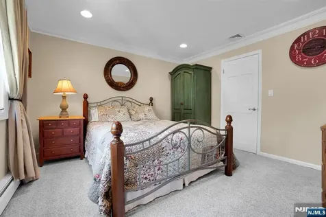 309 Windham Court Wyckoff NJ 07481