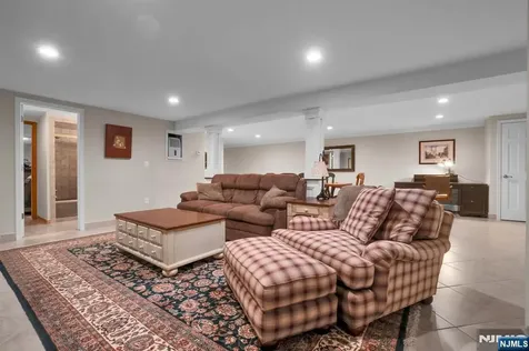 309 Windham Court Wyckoff NJ 07481