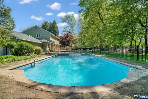 309 Windham Court Wyckoff NJ 07481
