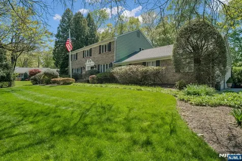 309 Windham Court Wyckoff NJ 07481