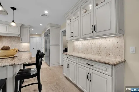 309 Windham Court Wyckoff NJ 07481