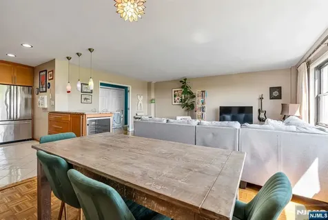 2352 Linwood Avenue Fort Lee NJ 07024