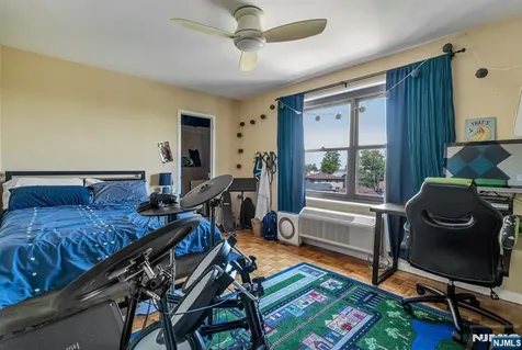 2352 Linwood Avenue Fort Lee NJ 07024