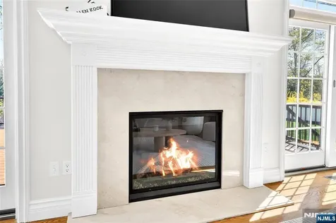 125 E Gramercy Place Glen Rock NJ 07452