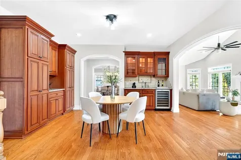 125 E Gramercy Place Glen Rock NJ 07452
