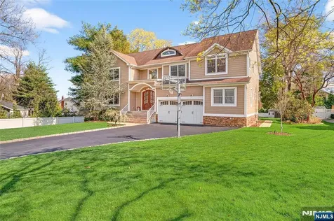 125 E Gramercy Place Glen Rock NJ 07452