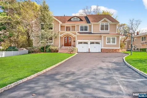 125 E Gramercy Place Glen Rock NJ 07452