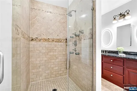 125 E Gramercy Place Glen Rock NJ 07452
