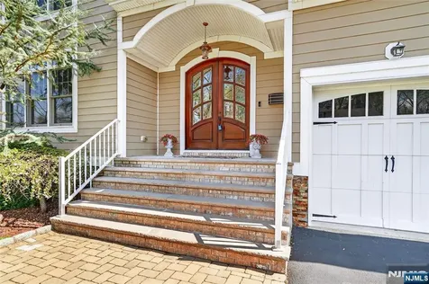 125 E Gramercy Place Glen Rock NJ 07452
