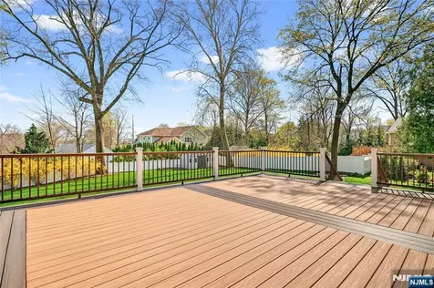 125 E Gramercy Place Glen Rock NJ 07452