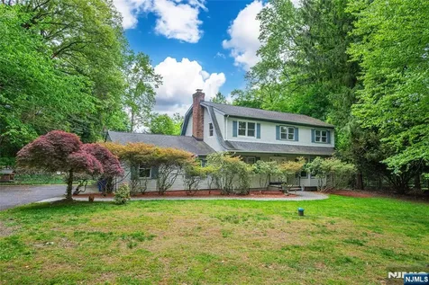115 Hampshire Hill Road Upper Saddle River NJ 07458