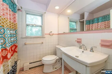 115 Hampshire Hill Road Upper Saddle River NJ 07458