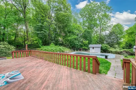 115 Hampshire Hill Road Upper Saddle River NJ 07458