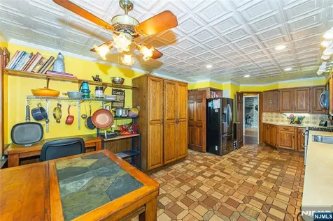 115 Hampshire Hill Road Upper Saddle River NJ 07458