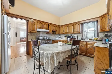 22 Lentz Newark NJ 07105