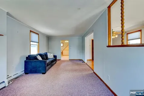 61 Yale Street Nutley NJ 07110