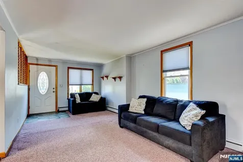 61 Yale Street Nutley NJ 07110