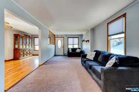 61 Yale Street Nutley NJ 07110