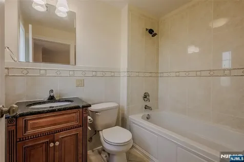 29-31 Freeman Street Newark NJ 07105
