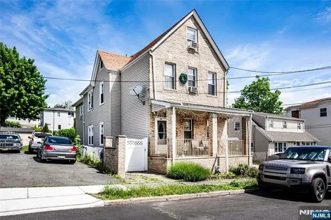 54 13th Street Hawthorne NJ 07506