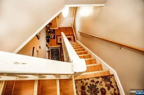 54 13th Street Hawthorne NJ 07506