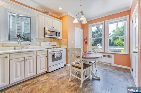 671 Devon Street Kearny NJ 07032