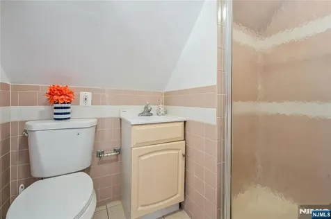 671 Devon Street Kearny NJ 07032