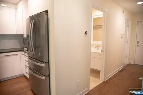 23 Lakeview Drive Old Tappan NJ 07675