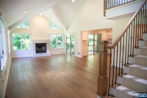 23 Lakeview Drive Old Tappan NJ 07675