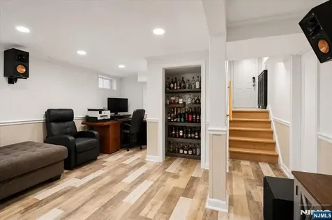 43 Berwyn Place Bergenfield NJ 07621