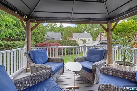 43 Berwyn Place Bergenfield NJ 07621