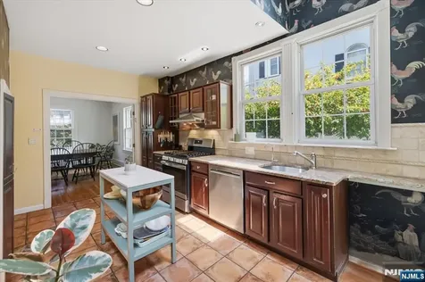 80 Glenwood Road Englewood NJ 07631