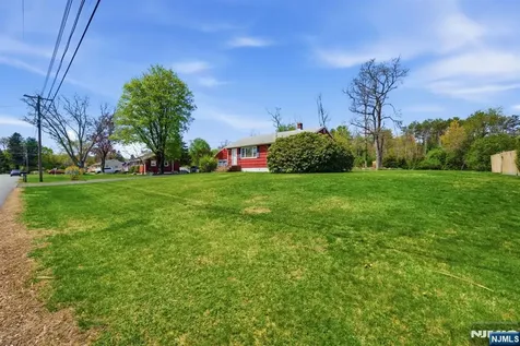 49 Heather Hills Drive Jefferson Township NJ 07438