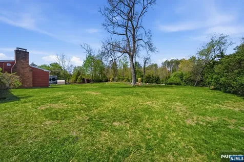49 Heather Hills Drive Jefferson Township NJ 07438