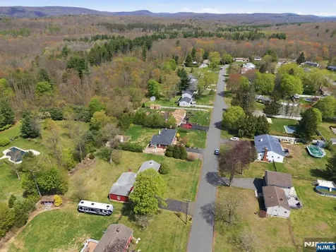 49 Heather Hills Drive Jefferson Township NJ 07438